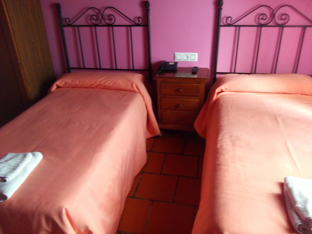 Hostal Venta Liara Allepuz Exterior photo