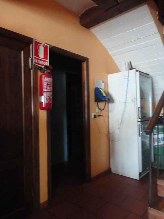 Hostal Venta Liara Allepuz Exterior photo